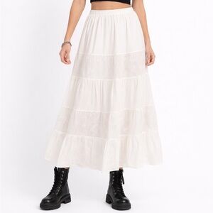 Thorn & Fable Hot Topic White Lace Tiered Maxi Skirt Boho Cottagecore Medium